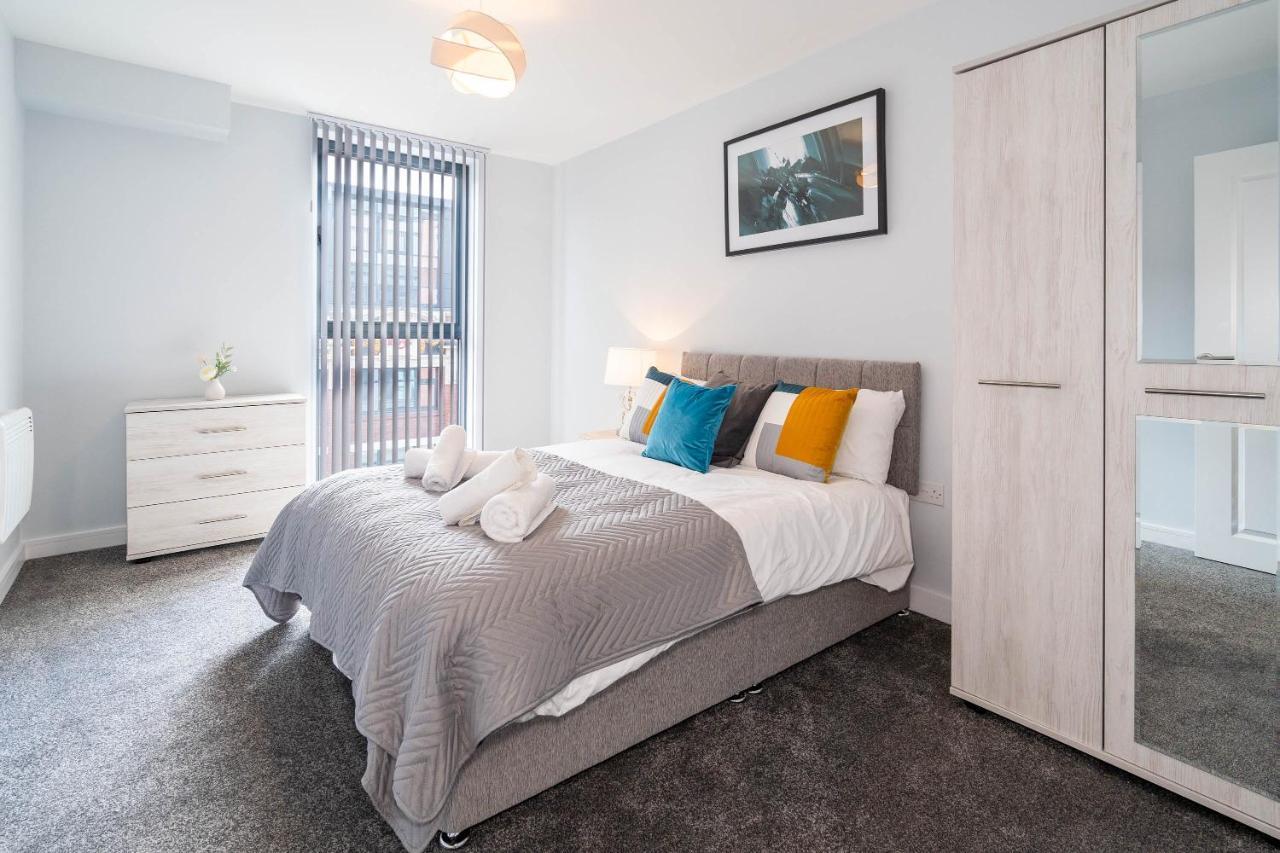 New Build - 2 Bed Snug Modern Apartment - Juliet Balcony - Roof Top Terrace - Digbeth, Birmingham City Centre - Free Netflix & Smart Tv Bagian luar foto