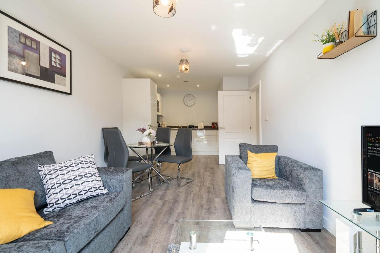 New Build - 2 Bed Snug Modern Apartment - Juliet Balcony - Roof Top Terrace - Digbeth, Birmingham City Centre - Free Netflix & Smart Tv Bagian luar foto